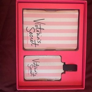Victoria's Secret Passport Cover & Luggage Tag